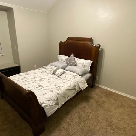 Beautiful Peaceful Desirable Home In Madera Rancho 외부 사진