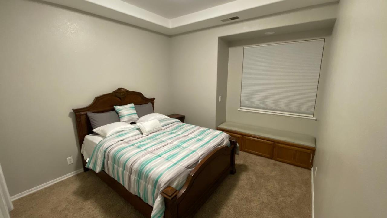 Beautiful Peaceful Desirable Home In Madera Rancho 외부 사진