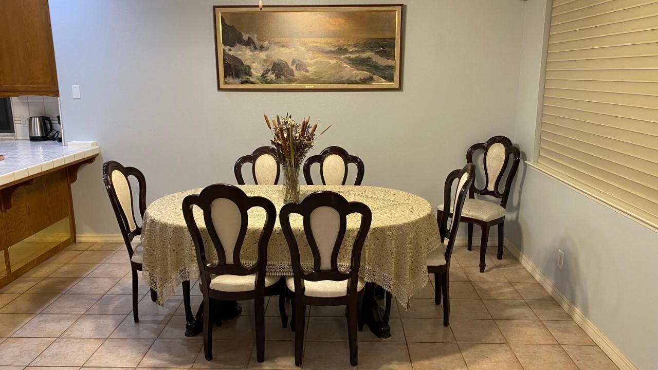 Beautiful Peaceful Desirable Home In Madera Rancho 외부 사진